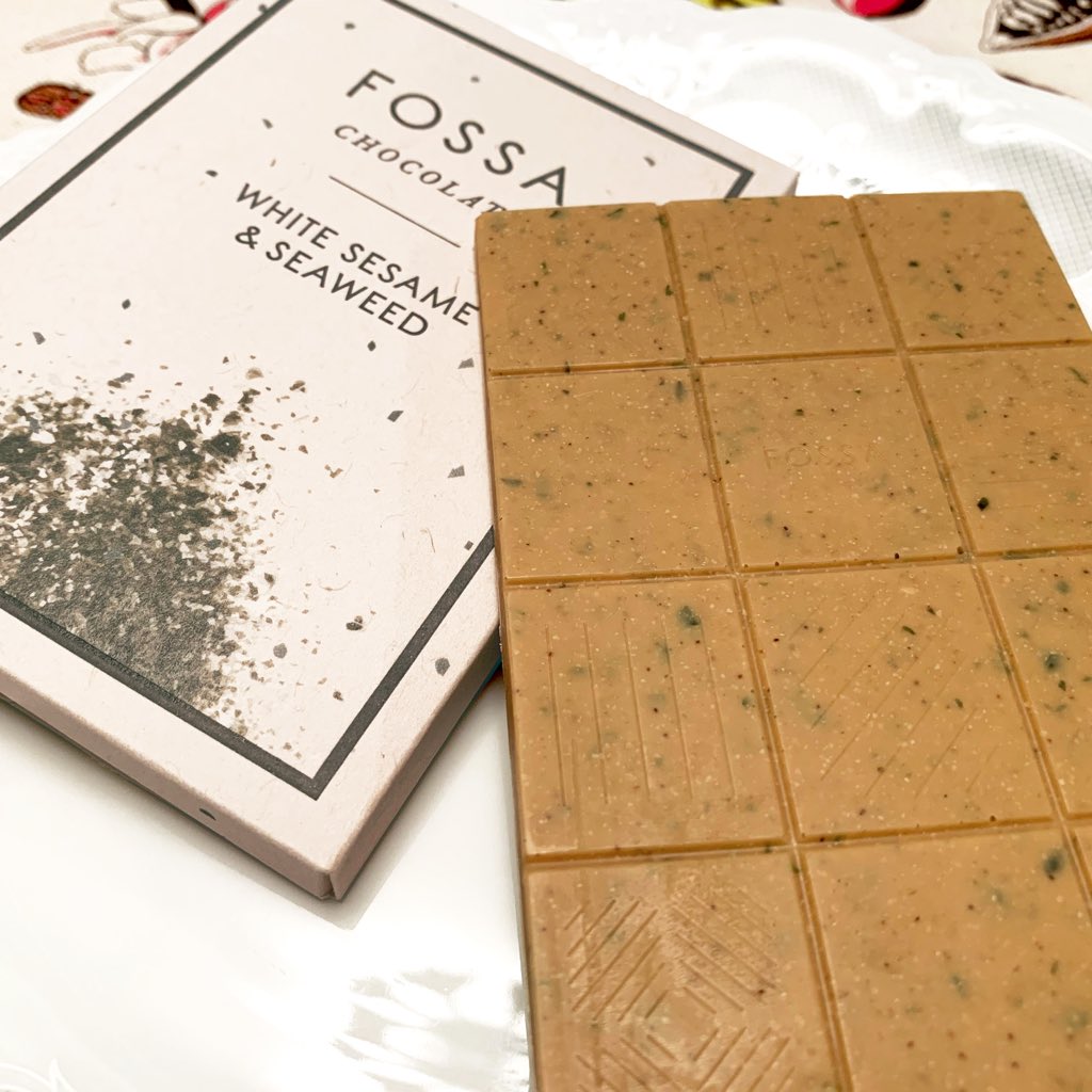 akira_tanaka_10's tweet image. フォッサチョコレートのホワイトセサミ&amp;amp;シーウィード😋🍫💕💕💕
#フォッサチョコレート #fossachocolate #トモエサヴール #tomoesaveur #chocolate