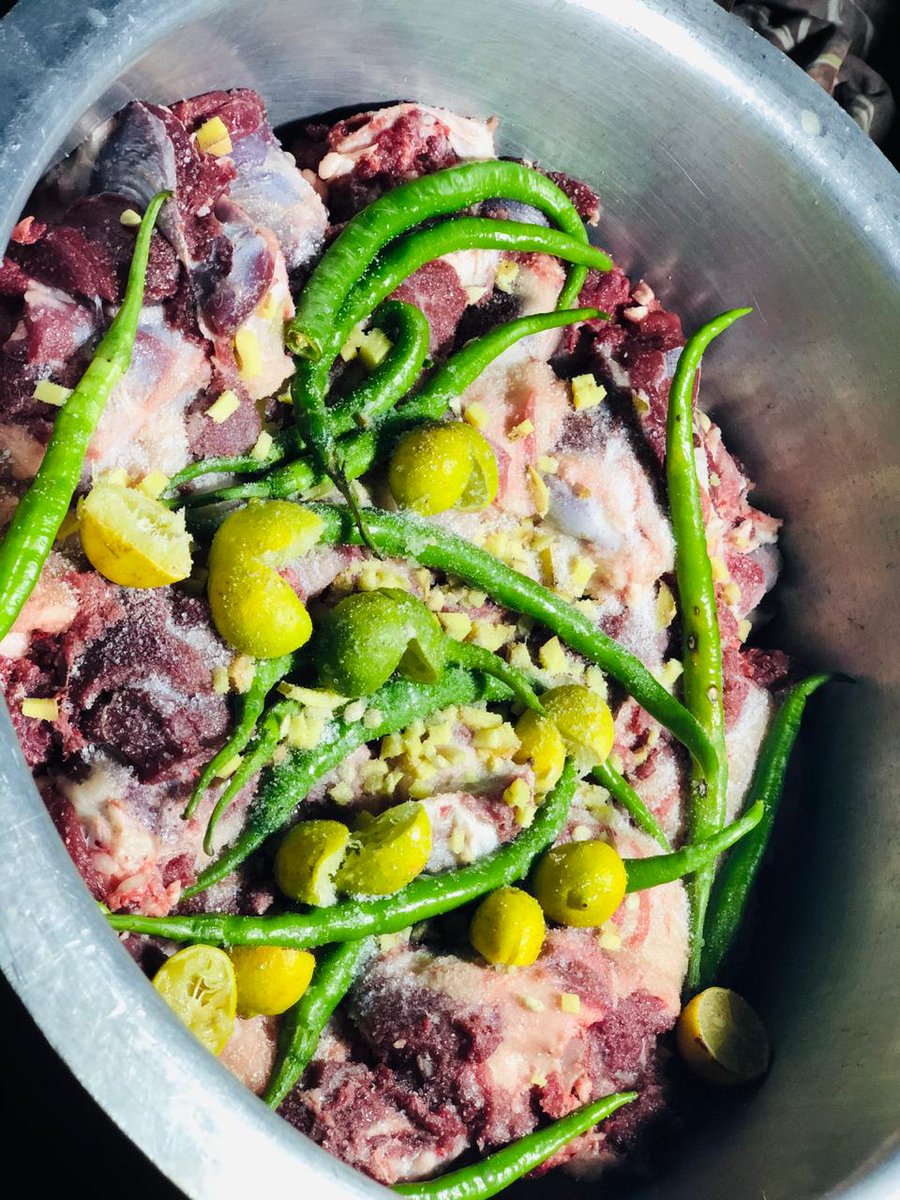 SabukAfridi's tweet photo. Deep down inside there is always someone like "Nisar Charsi" among every Pashtun, when it's about mutton.
It was so tasty ALHAMDULILLAH 😋
#dumpukht #muttonrosh #bbq 🍖🍗 https://t.co/1PW7PSJ0aR