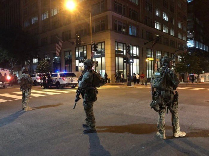 fabuIys's tweet photo. nobody has heard from dc pr*testers in HOURS... phone signals have been jammed... silencers are being used on weapons... something’s not right here #dcblackout https://t.co/VEHFA5lsT9