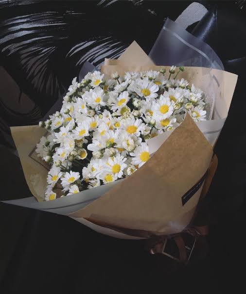kornjaaoey_'s tweet photo. 🌻 Day 1,827 : 9

1.. 2.. 3.. 4.. 5.. 6.. 7.. 8.. 9..

จะมากจะน้อยแค่ไหน แค่เป็นคุณก็พอ🌕

; 🐥🌻🐋🌕

ขอบคุณดอกเดซี่น่ารักๆจากร้าน
📍— Tian’s Flower Cafe 🌷🌻 https://t.co/vmZTmYyDeT