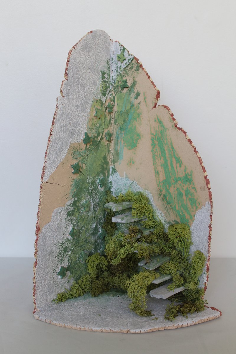 Emanuel_School's tweet image. We've received the fantastic news that two of our students have had their work accepted for the Royal Academy Young Artists’ exhibition from over 17,000 entries. Discover the inspiration and ideas behind Poppy &amp;amp; Abbie's pieces: emanuel.org.uk/students-selec… @royalacademy