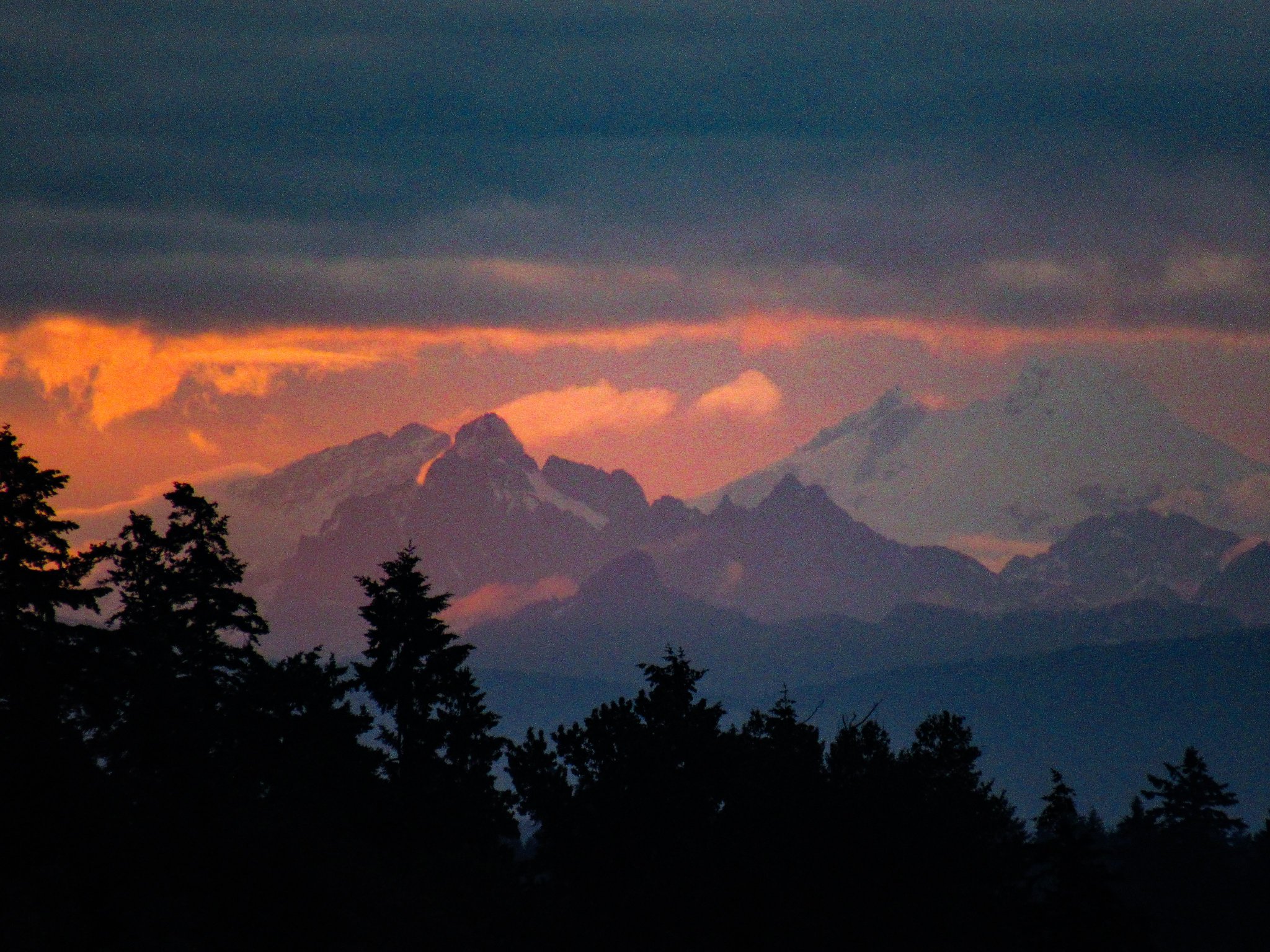 Dakobed Sunrise