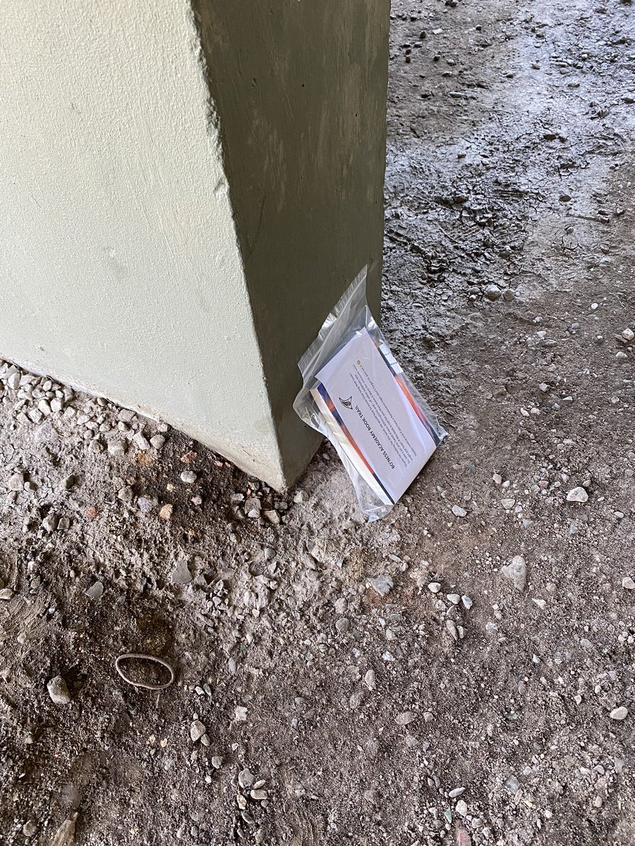 It’s out there! Bo’ness Book Trail! Get searching using the clues below &amp; Tweet what you find👍🏼<a href="/DeanburnPS/">Deanburn Primary</a> <a href="/Kinneil_PS/">Kinneil Primary & EYC</a> <a href="/BonessPublic/">Bo'ness Public PS</a> <a href="/stmarysboness/">St Mary's PS Bo'ness</a> @BlacknessP <a href="/GrangePrimSch/">Grange Primary</a> <a href="/Boness_Academy/">Bo'ness Academy</a> <a href="/scottishbktrust/">Scottish Book Trust</a> <a href="/FVWLric/">FVWLcollaborative</a>