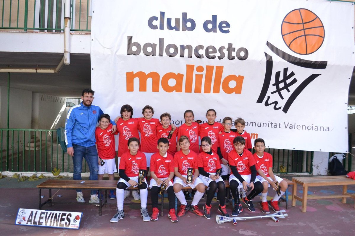 MalillaCb's tweet photo. Finalizamos oficialmente la temporada 19/20 para todos nuestros equipos, todos hubiéramos deseado acabar de otra forma pero debemos priorizar la salud
Agradecer a tod@s las familias x su esfuerzo y compromiso diario. Desde ya estamos trabajando de cara a la próxima temporada 🐰🏀 https://t.co/KgpPROdpID