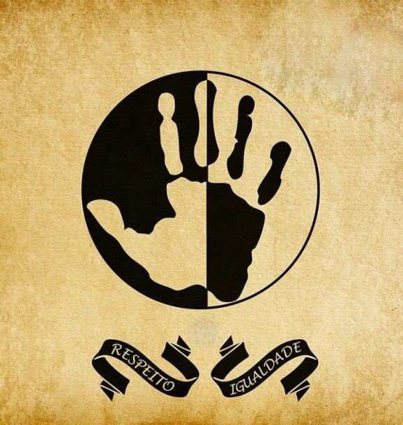 CanalDesde1898's tweet photo. Respeito e igualdade está no nosso DNA, na nossa essência e na NOSSA HISTÓRIA. Todo apoio contra o fascismo, racismo e qualquer forma de opressão. Somos o legítimo clube do povo. 💢 https://t.co/PPNtXJLrew
