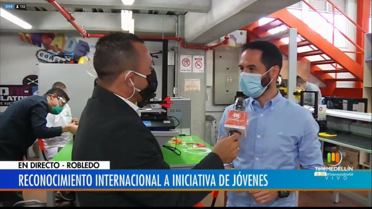 IUPascualBravo's tweet photo. Recibimos reconocimiento internacional de la @auf_org
por la elaboración de escudos faciales para proteger al personal médico. #Covid_19.

((En directo)) por @Telemedellin #TelemedellinAM 
https://t.co/BcQxiHp3mZ https://t.co/zwSlTNO45W