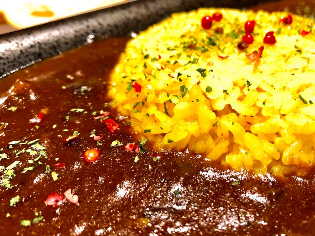 LiveMan33's tweet photo. 「地域の皆様のため、そしてこの場を通じて培った文化を、絶対に残さなければならない」という想いから・・・みんなへ届け～！
 #愛媛が薫る #カレー #yahman33 #ヤーマン33 #motiongallery #モーションギャラリー #クラウドファウンディング 
https://t.co/Ncfe0DAM0h https://t.co/R6xz11ccwB