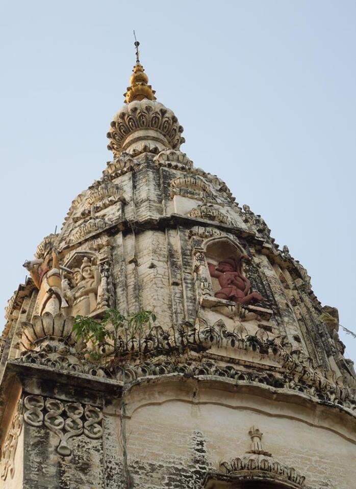 An ancient Hindu temple at DAV College road  #rawalpindi, built by Goldsmith Desh Raj Sethi in 1905.