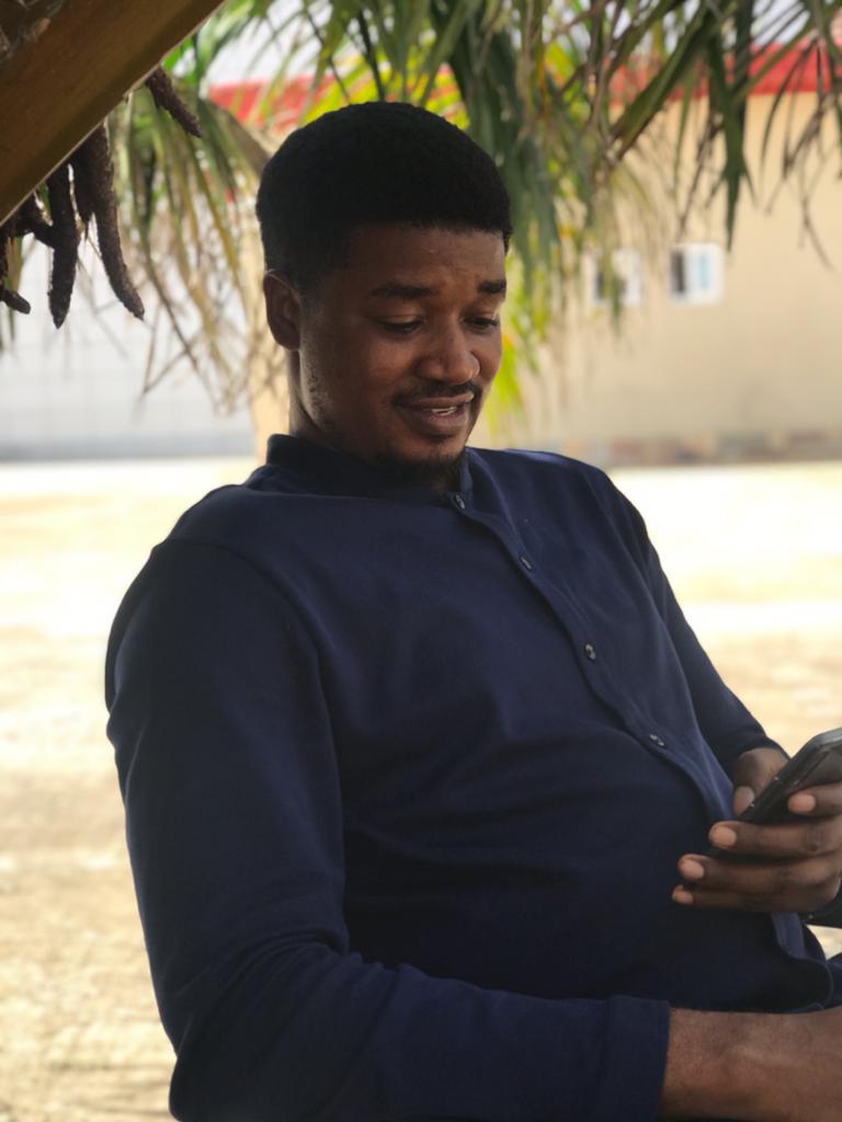 de_ableman's tweet photo. If you're not moving, be growing!

Instead of going to meet them, they will come and enjoy your shade.
#Focus
#Consistency
#Growth
#GoodAndPerfectGift
#HappyNewMonth
#R2105
#TheYearOfTheUnveilings https://t.co/uItANOZVZm