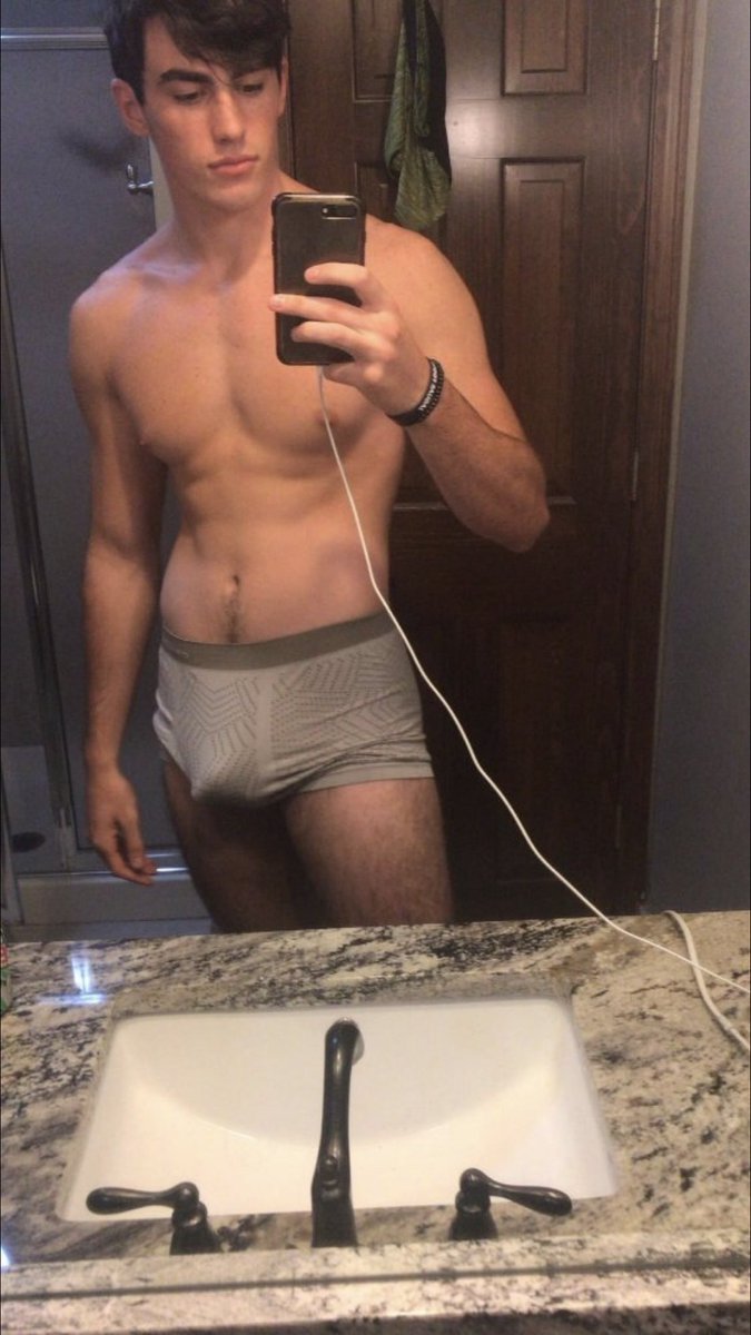 chicosaldesnudo's tweet photo. https://t.co/tXMcLD9h2l