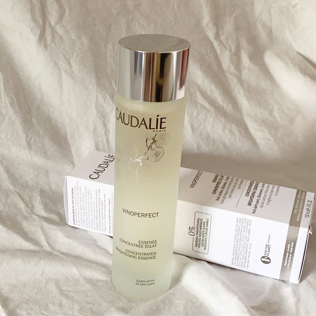 PoshOfficial8's tweet photo. @caudalie ไอเทมใหม่ ช่วยหน้าใส ลดรอยต่างๆบนใบหน้า ลองมาแล้ว1อาทิตย์ กรี้ดมาก หน้าใสขึ้น กลิ่นหอม ไม่ทิ้งความเหนอะหนะ รักเลยอ๊าาาาา #สกินแคร์ #ชี้เป้า https://t.co/g1Gbz6d5xa