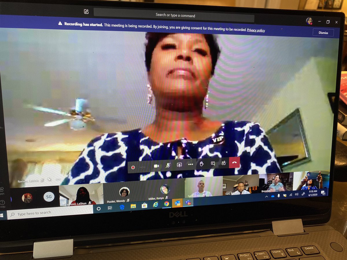 tanzy_kilcrease's tweet photo. LaShun Crawford, Latricia Reeves, Travis Spell, and Donna Jackson did a great job as volunteers for the Clear and Confident presentation with Brendan! The session was so informative! #VIP_LS2020@bibbschools #BibbVIP https://t.co/AoZhn4urEi