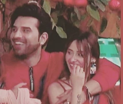  #Robsten  #Pahira  #ParasChabbra  #ParasChhabra  #TheRaddkingPahira on social distancing mode 