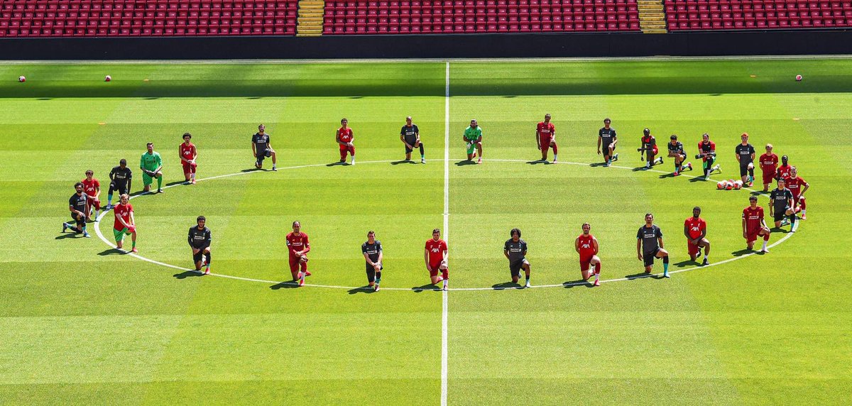 FCYahoo's tweet photo. Liverpool's entire team took a knee at training today ✊🏿✊🏾✊🏽✊🏼✊🏻

(via @andrewrobertso5) https://t.co/m5TfQpyVFk