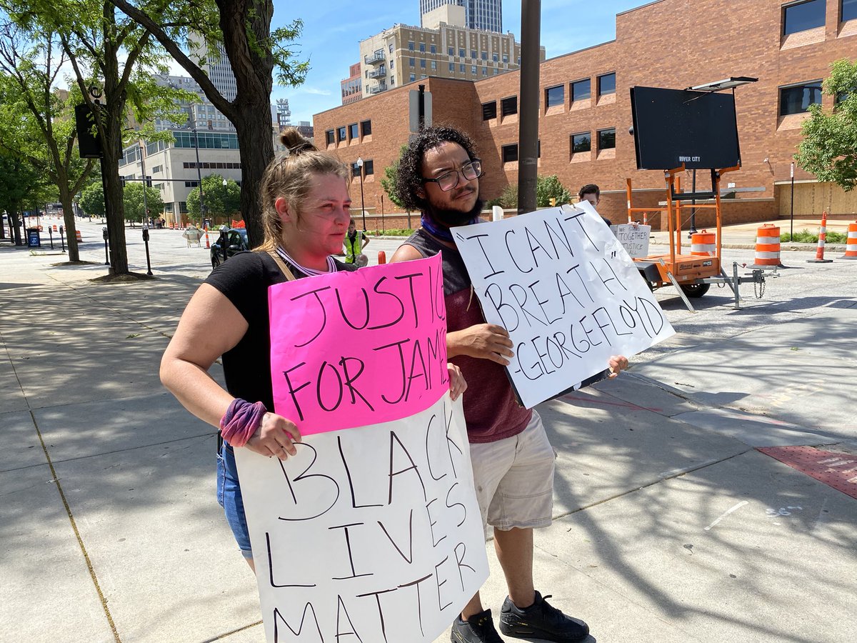Just spoke with a young family of protesters, Devin Wayne, 24, Alexis Alback, 24, of Bellevue. They wanted their daughter, Aidyn, 5, to see that life matters, that people shouldn’t stand by when someone is killed. They were at the 72nd and Dodge protest on Friday.
