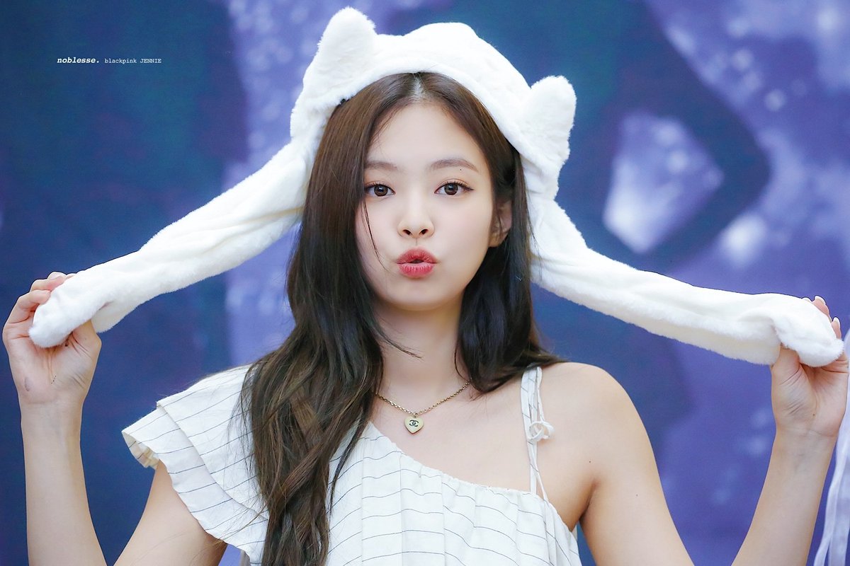 JENtle_jennie_'s tweet photo. #4YearsWithJennie (my ultimate bias) ♥️😘 https://t.co/ndi3hFzxJK