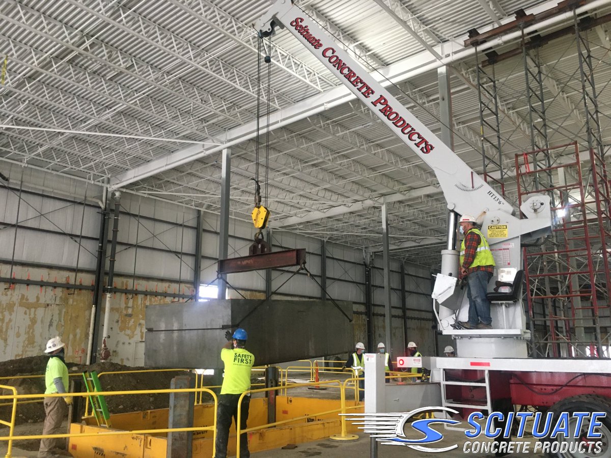Essential installation of a precast pump chamber system inside a warehouse in Lawrence.
#essential #saftey #crane #boomtruck #precast #construction #nationalprecast #tanks #scituate #marshfield #pembroke #concreteproduct