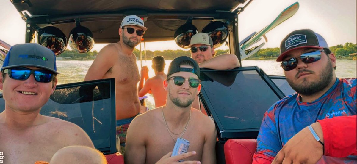 Coach_PRoberts's tweet photo. Posting this so you can see something that isn’t about the world ending on your feed 🖤 #myboys https://t.co/rKqwHrGZa1