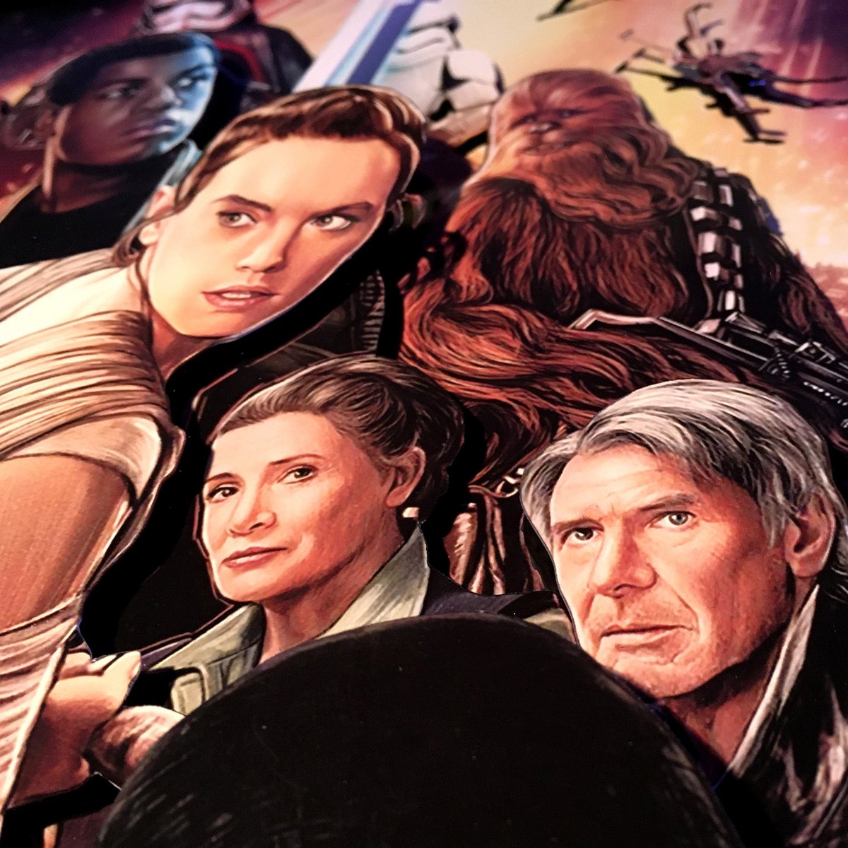 3dboxbr's tweet photo. O Quadro 3D Star Wars - O Despertar da Força (The Force Awakens) veio para aumentar a família Star Wars! Vc que é admirador da saga, não pode perder de decorar a sua casa. Disponível na versão 45x33x4cm, com vidro de proteção e iluminação LED (bateria), nada de fios aparentes! https://t.co/Lhvd1zns2z