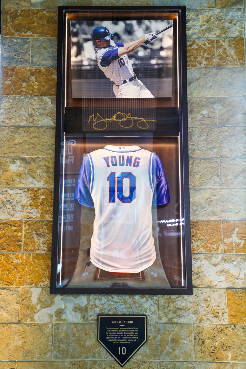 Rangers's tweet photo. Honoring our legends. https://t.co/tX1X4dKVTk