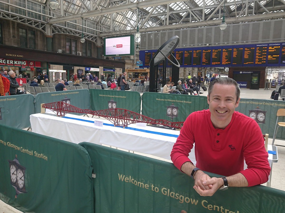 MiniFigScotland's tweet image. As featured in S2E5 of BBC’s #InsideCentralStation please follow the link below to help get #theforthbridge made into Scotland’s VERY FIRST Lego set! 
bit.ly/3ddlBA2 @welcometofife @FifeFreePressEd @LoveDunfermline @ScotsMagazine @Scot_Heritage @AroundFife