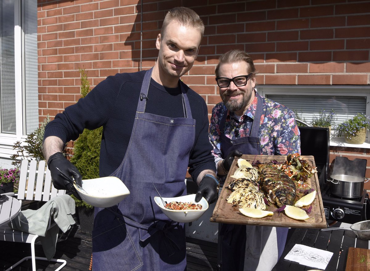 #RipenGrilli:ssä tirisee tänään siika &amp; vartaita. <a href="/AlfaTVSuomi/">AlfaTV</a> maanantaisin klo 19.