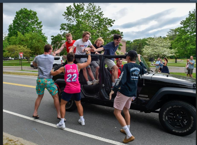 mascochieftains's tweet photo. Quite a crew here at Friday's parade for the seniors. We'll miss you, guys!!! https://t.co/8uXO9axt3g