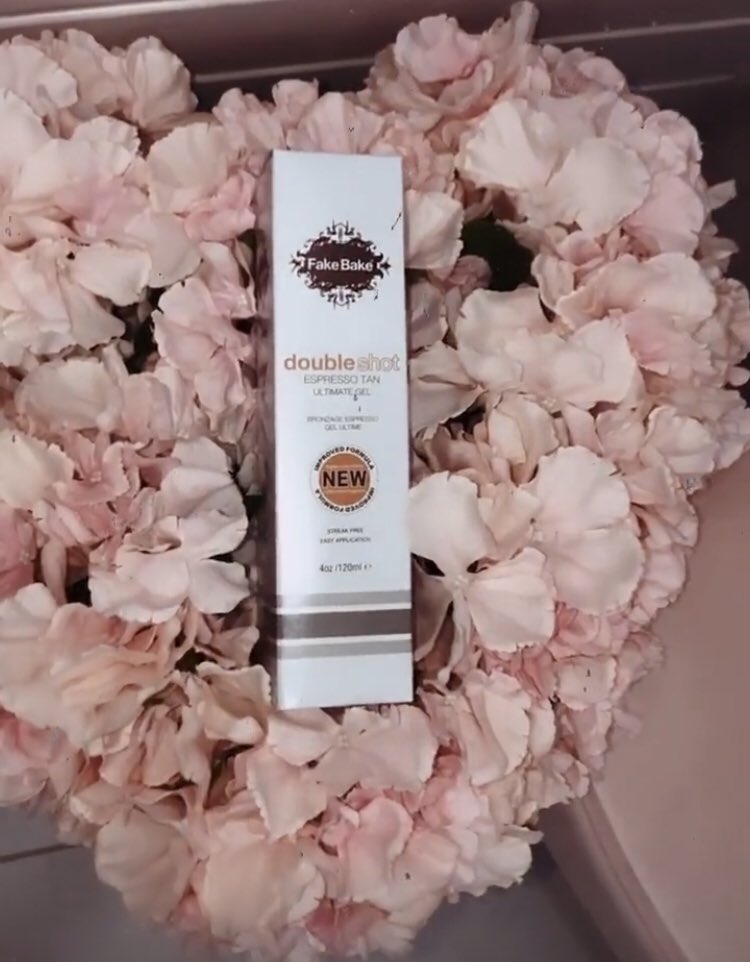 E L O I S E tweet media