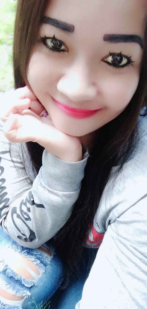 #uyeeladysimmuets❤
#twiterterupdate
#barbieimmutviral
#twiterindonesiaofficial
#