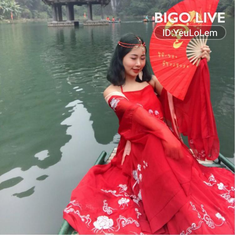 ChngDinh1's tweet photo. Xem ngay ☘️❣️Lọ Lem❣️☘️ đang live trên #BIGOLIVE  
https://t.co/u0FTaH2ve3 https://t.co/uZ4SWL3tRP