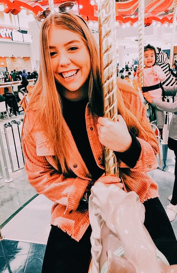 ✭ Meet our Executive Board ✭ Aidan is a rising Junior from Henderson, KY, majoring in Elementary Education! • “My favorite memory in Delta Zeta is when I got my littles!” • Aidan currently serves as our Academics Charli! DZLAM, sweet sister! ✨🌻