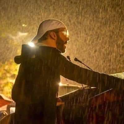 DavidBe50627027's tweet photo. Hoy Si Puedo Decir que tengo presidente Gracias @nayibbukele 
Por Cuidar de De Nuestro Pías y De nuestra Gente Dios Lo Bendiga 🙌
La Diáspora Salvadoreña 🇸🇻 En Italia 🇮🇹Está Con usted y lo apoyamos al 💯x💯 https://t.co/sRIvmBxEjS