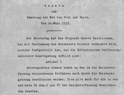 8/ The Reichstag, under Goering;s leadership, changed the rules of procedure to pass the act. They reduced the quorum needed and jailed as many opponents as they could find. Goering declared as "present" anyone absent with no excuse. Some had already fled. Page 1 in German: