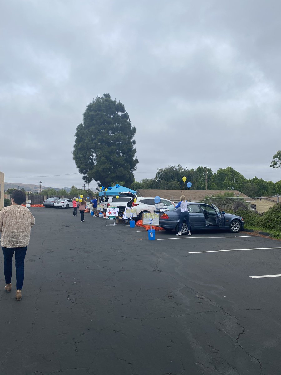 Pine Grove Super Stars come by to pick-up &amp; drop off items to close out the school year.  Have a great summer!  #WeAreOrcutt