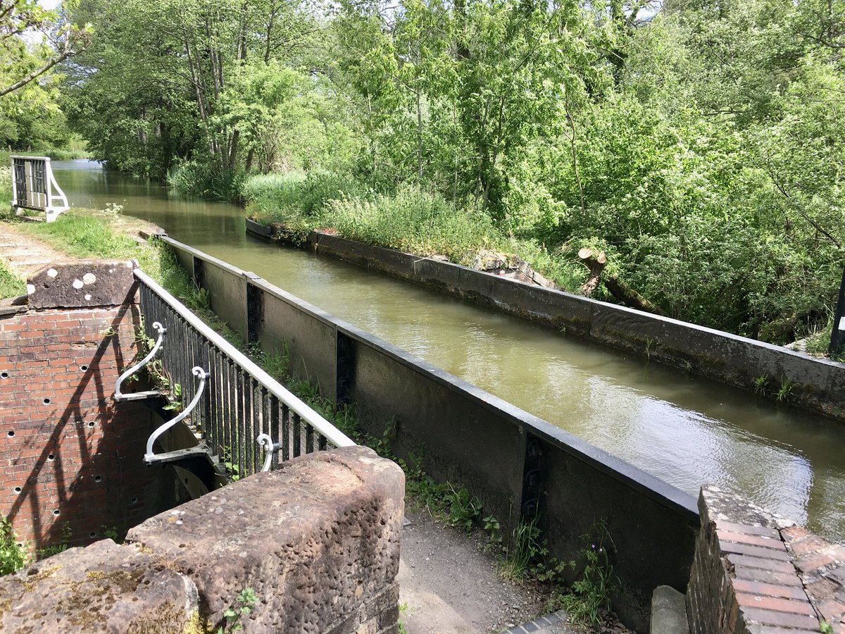 ALIENLODGE's tweet photo. @ellrbrown @Feltip1982 @CRTWestMidlands @CanalRiverTrust @BirminghamWeAre Here’s one of the shortest https://t.co/vAyBIfSFgq