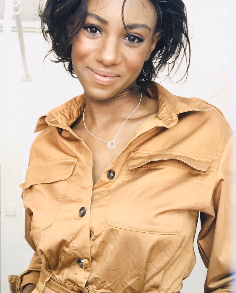 MY GOD 26 ANS 🎉

Mercii pour tout l’amour que vous m’avez envoyé à l’occasion de mon anniversaire !!!!♥️♥️♥️♥️♥️♥️♥️♥️♥️♥️♥️♥️♥️
🎁🎁🎁🎁🎂🎂🎂🎂🥰🥰🥰🥰🥰

La viiiie pétille 🤩🤩 #31mai

Extension de cils : mylashexpert
Bijoux : leomazzotti