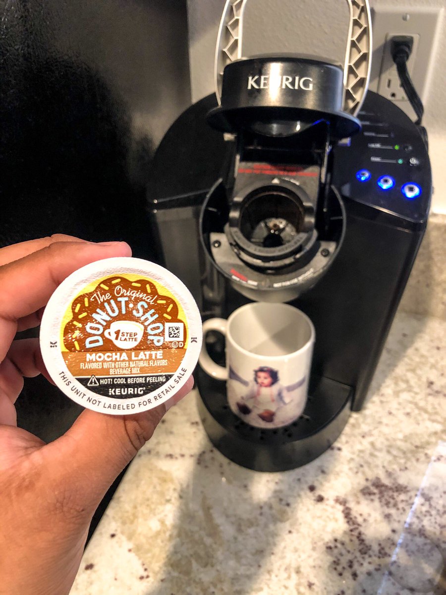 Drink of choice this morning. What was yours?
#GoodMorningTwitterWorld #coffeetime #goodmoring #StaySafeStayHealthy #StaySafe #coffee #muglife