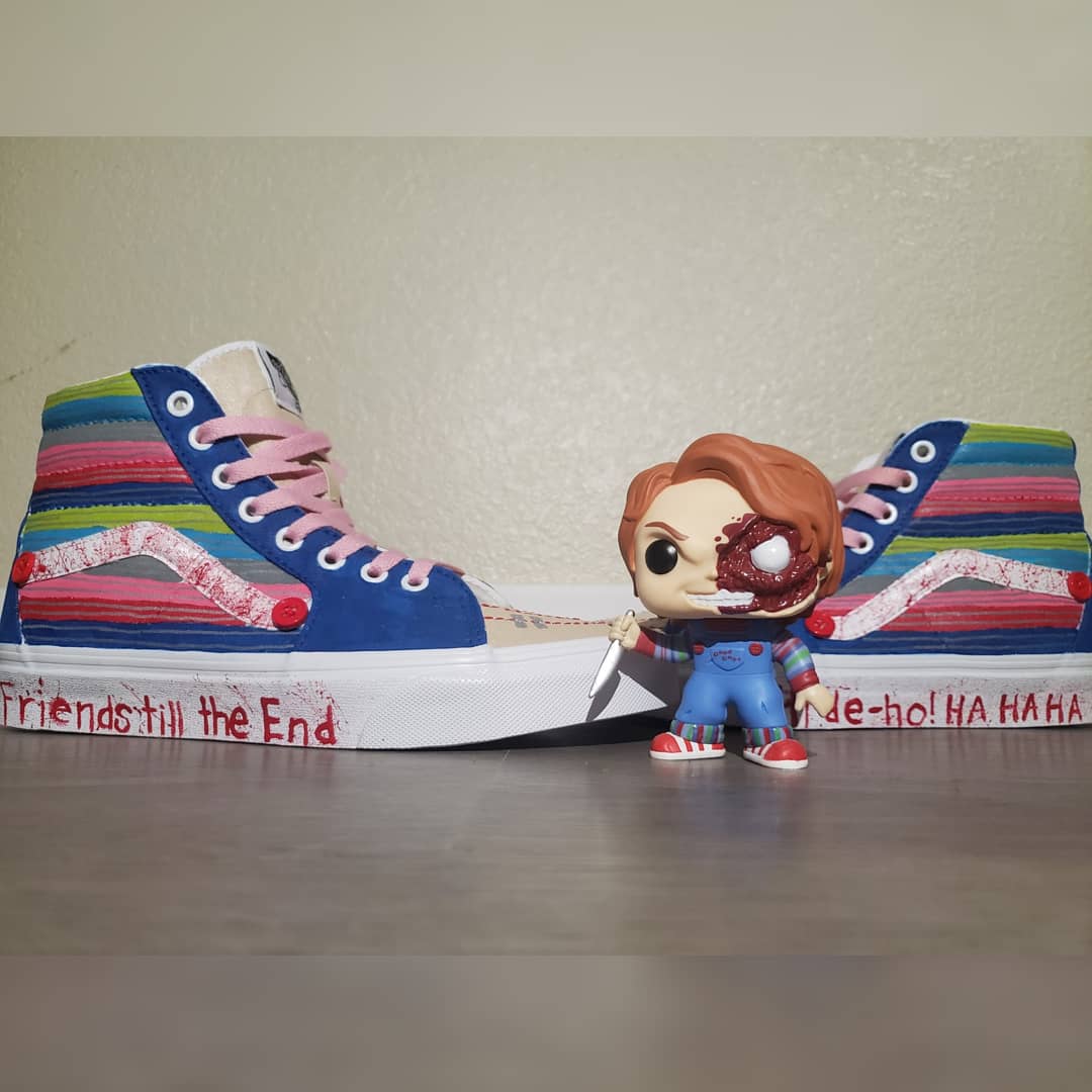 _nothisispato_'s tweet photo. In case you don't follow me on Instagram! Some guy was selling some shoes similar to these for $195 dollars 🥵 So I took on the project of making my own Chucky Van's! #Chuckyvans #Chucky #Childsplay #horrorfan #horror #customizedvans @VANS_66 https://t.co/xMVS5gORim