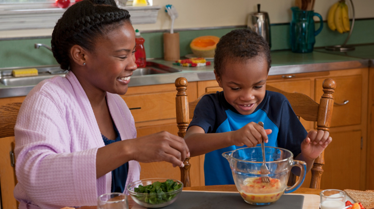 snap4ct's tweet photo. At #SNAP4CT we have LOTS of kid 👦🏾👧🏻 friendly recipes 🍳🍕🍝🥗 the whole family 👨‍👩‍👧‍👦 will love! 😍 Find them here: https://t.co/jfQDVBxCFA https://t.co/i3h533E6ds