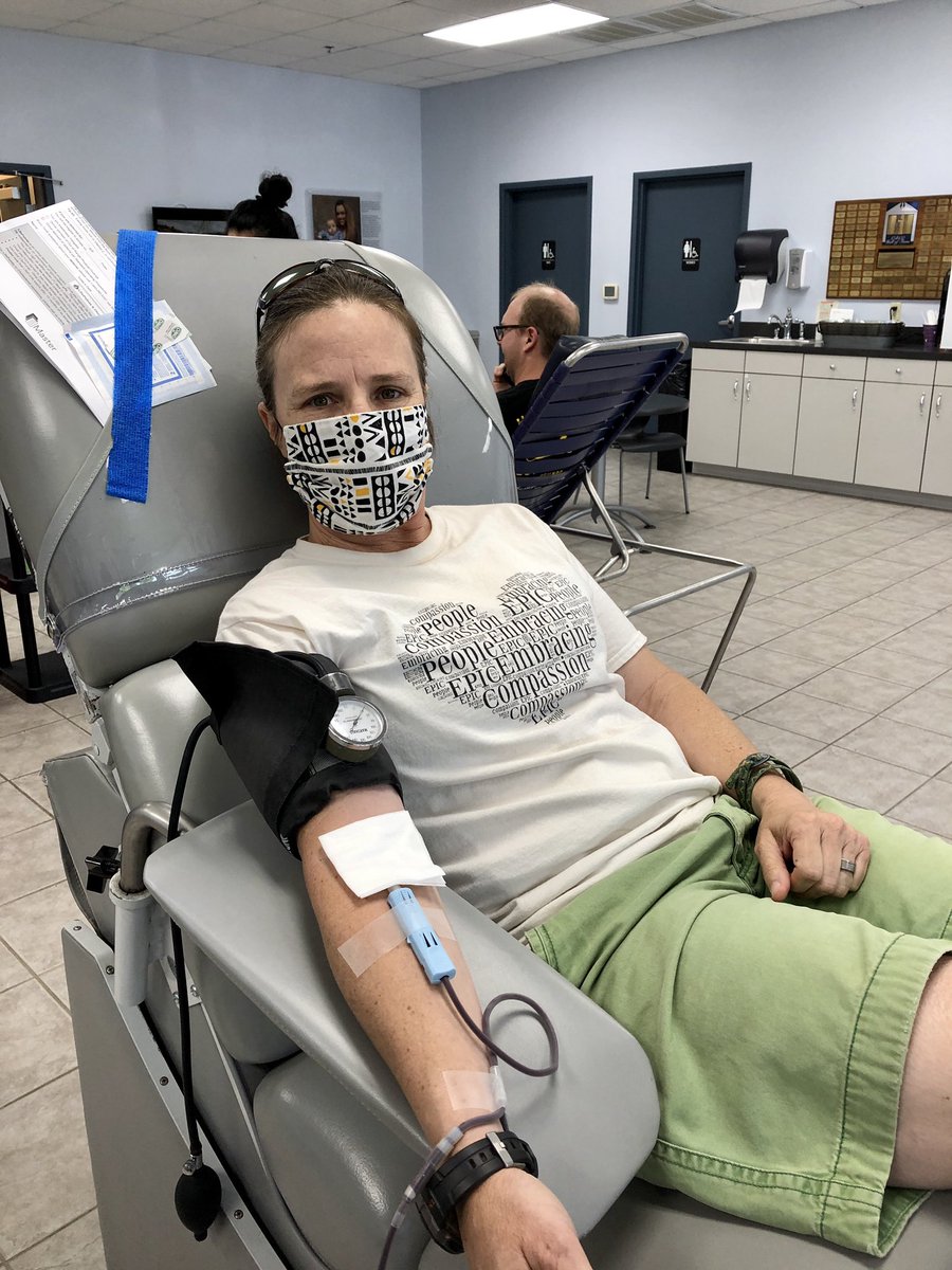 epic_compassion's tweet photo. Community service. #epiccompassion #NWA #InThisTogether #arkansasstrong #donateblood @OzarksBlood https://t.co/nmE2icghc3