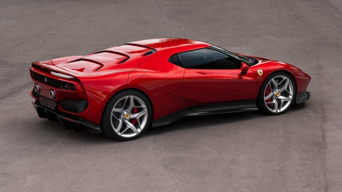 The one-off Ferrari SP38 features a unique body that shares very little with the donor car. While it retains the short, sharp nose of the 488 GTB it is based on, the SP38 features a new trunk lid, redesigned front fenders, and thin, inset headlamps.
