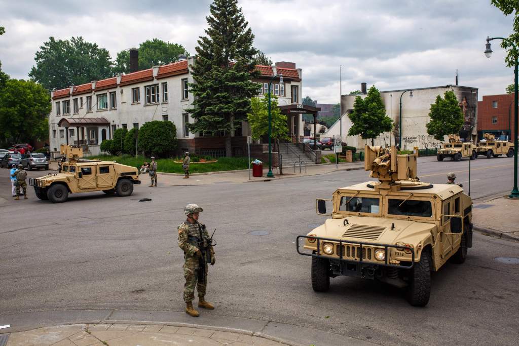 PioneerPress's tweet photo. Curfew to continue next 2 nights in St. Paul, Minneapolis; some National Guard members going home. https://t.co/eUM26OC5kM https://t.co/pMQl9j1PYF