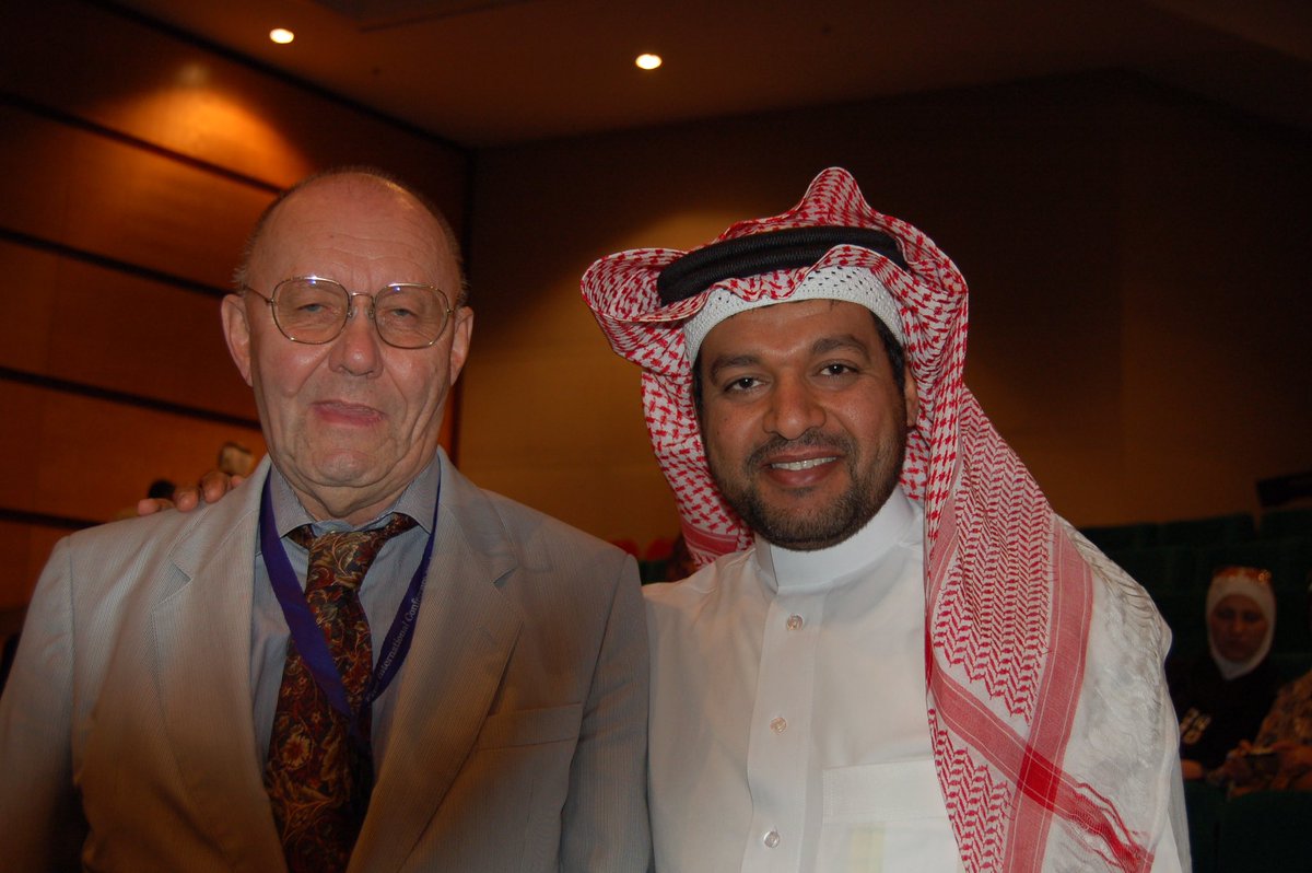 ديوانية الشرقية على تويتر الفلكي الدكتور خالد الزعاق غدا الأحد أول جمرة القيظ ومدتها 39 يوم وفيها تتخلق السحب الكاتمة للأجواء والتحسن يكون في الثلث الأول من محرم Https T Co 4pzwdnnjid