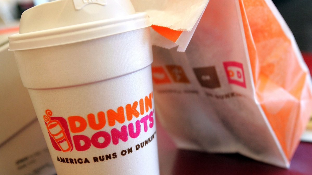 Dunkin' Donuts to offer free donut with beverage purchase on June 5