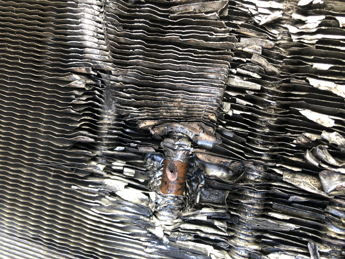 icemastersyeti's tweet photo. Ouch, that’s not good! #yyc #yycserviceprovider #hvac #refrigeration #skilledtrades #supportlocal #supportsmallbusiness #keepingthingscool https://t.co/fegzLxxuWN