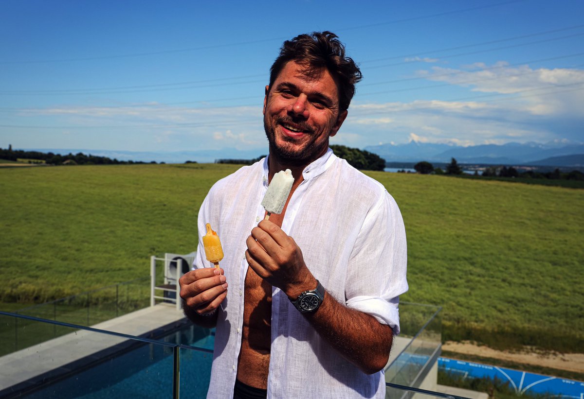 Life is like an ice cream ... Enjoy it before it melts !! 😏⛰☀️🍦⌛️🤷🏻‍♂️ #doublethefun #mondaymood #lovelife #enjoy #stantheman