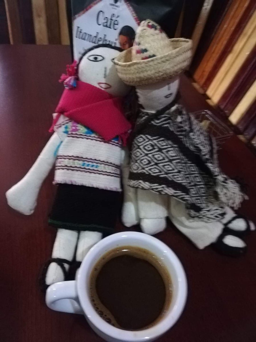 Cherry_Blacks's tweet photo. Café de la mixteca oaxaqueña #cherryblack https://t.co/5IW6rkkARz