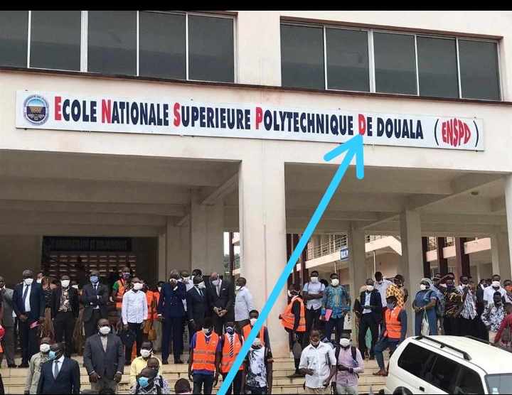 Hyasenthe_'s tweet image. Faut quand même être un génie pour se rater là.
J&apos;imagine comment le gars a réfléchi sur lequel des deux D c&apos;était. 🤔
#Cameroun #ENSPD