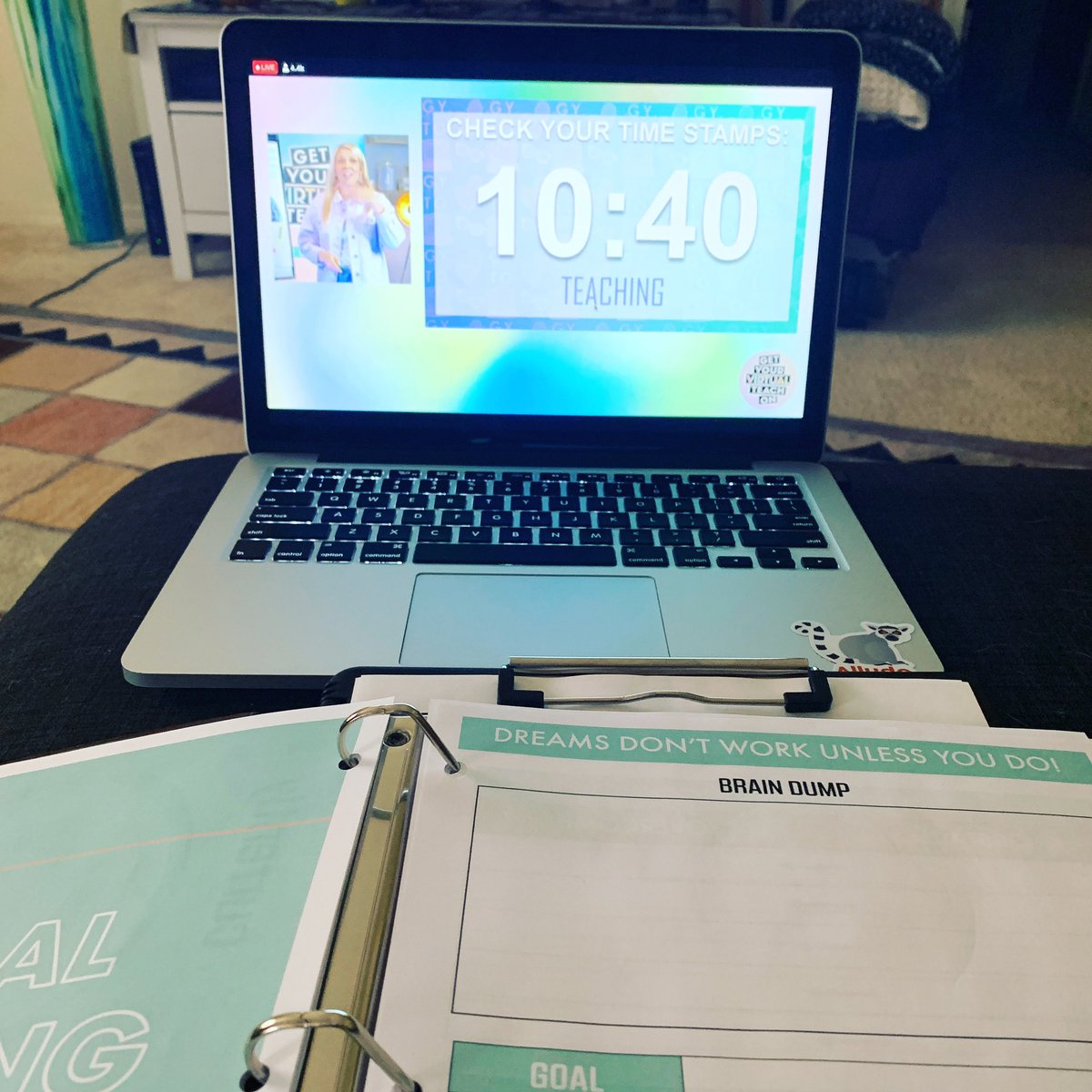 whataTravis_T's tweet photo. @heyhopeking is really making me reflect on my #plateofpriorities this morning. Thanks for the awesome time to reflect and shift my priorities! Another awesome @getyourteachon session today! #gyvto #GetYourVirtualTeachOn https://t.co/ue8DROZWpQ