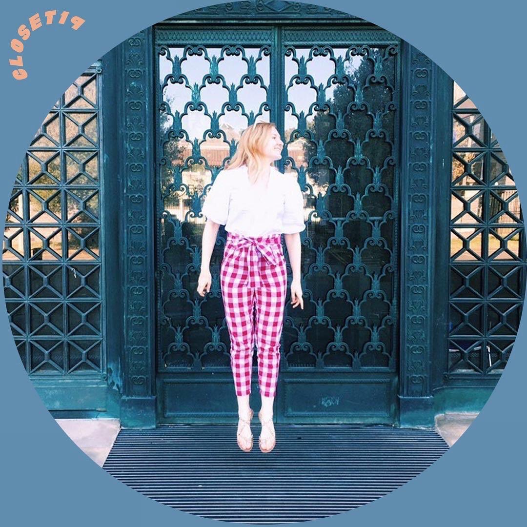 We LOVE happy customers! Here’s Alex rocking her new pink trousers that she found on Closet19. Head to our website to shop and donate to the #NHS, all at once!